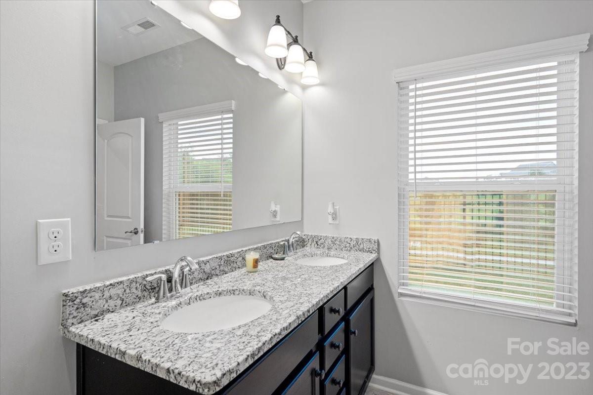 40125 Crooked Stick Lane