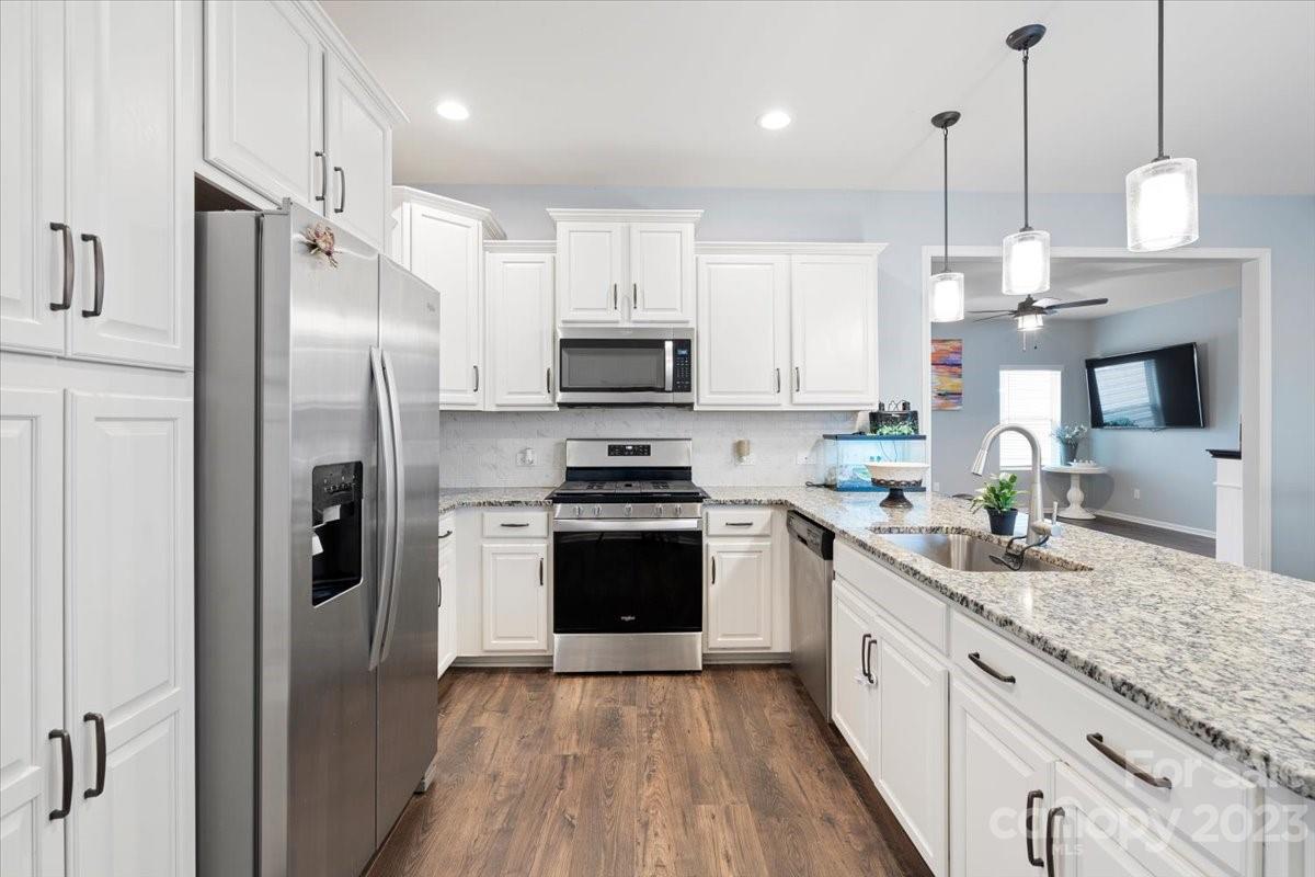 40125 Crooked Stick Lane