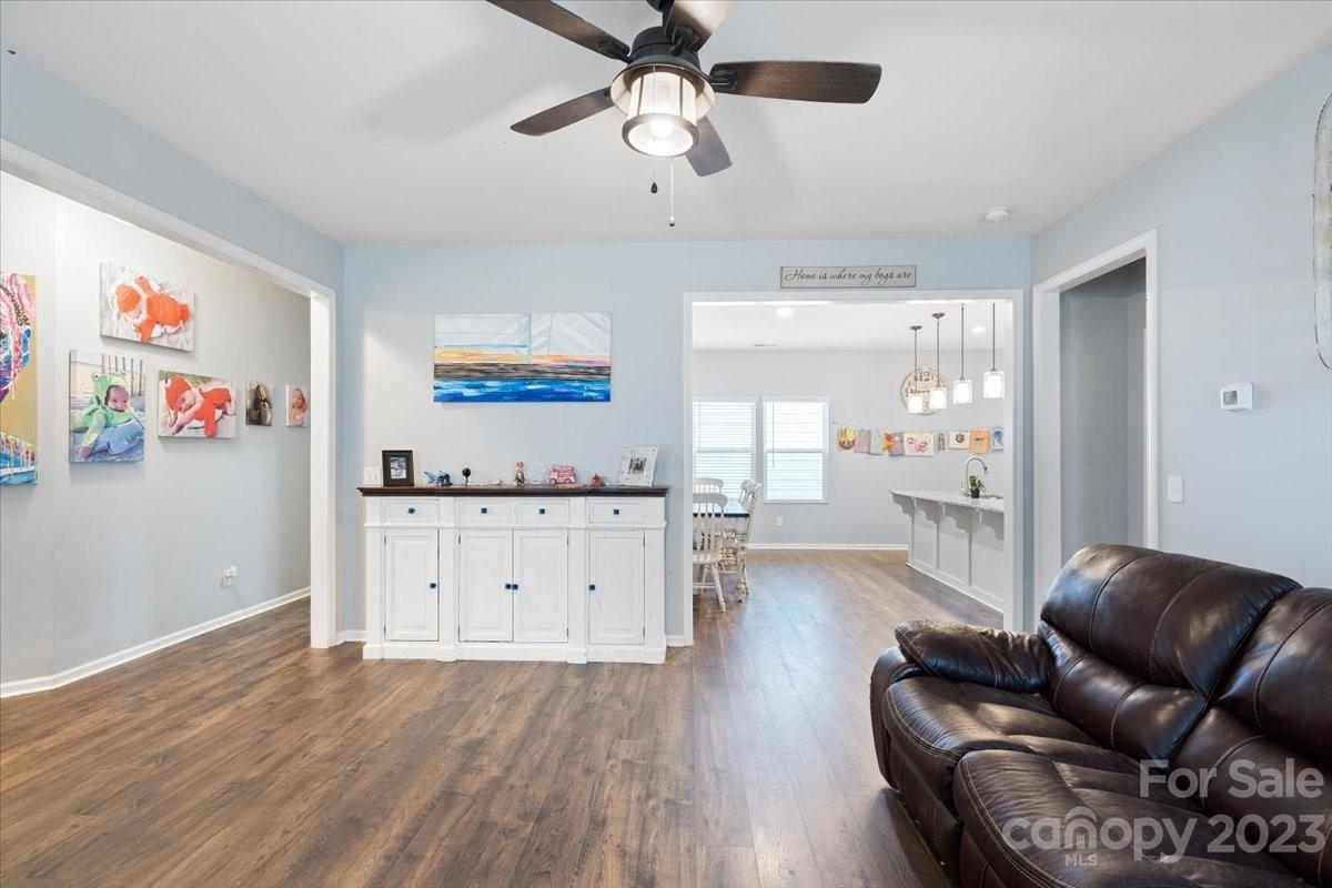 40125 Crooked Stick Lane