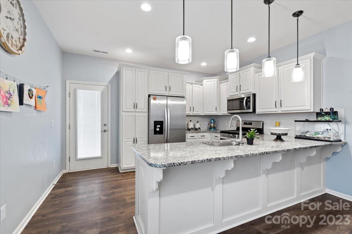 40125 Crooked Stick Lane