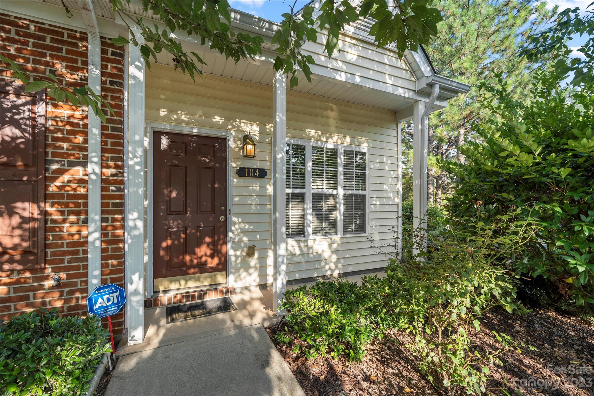 104 Barnhardt Loop