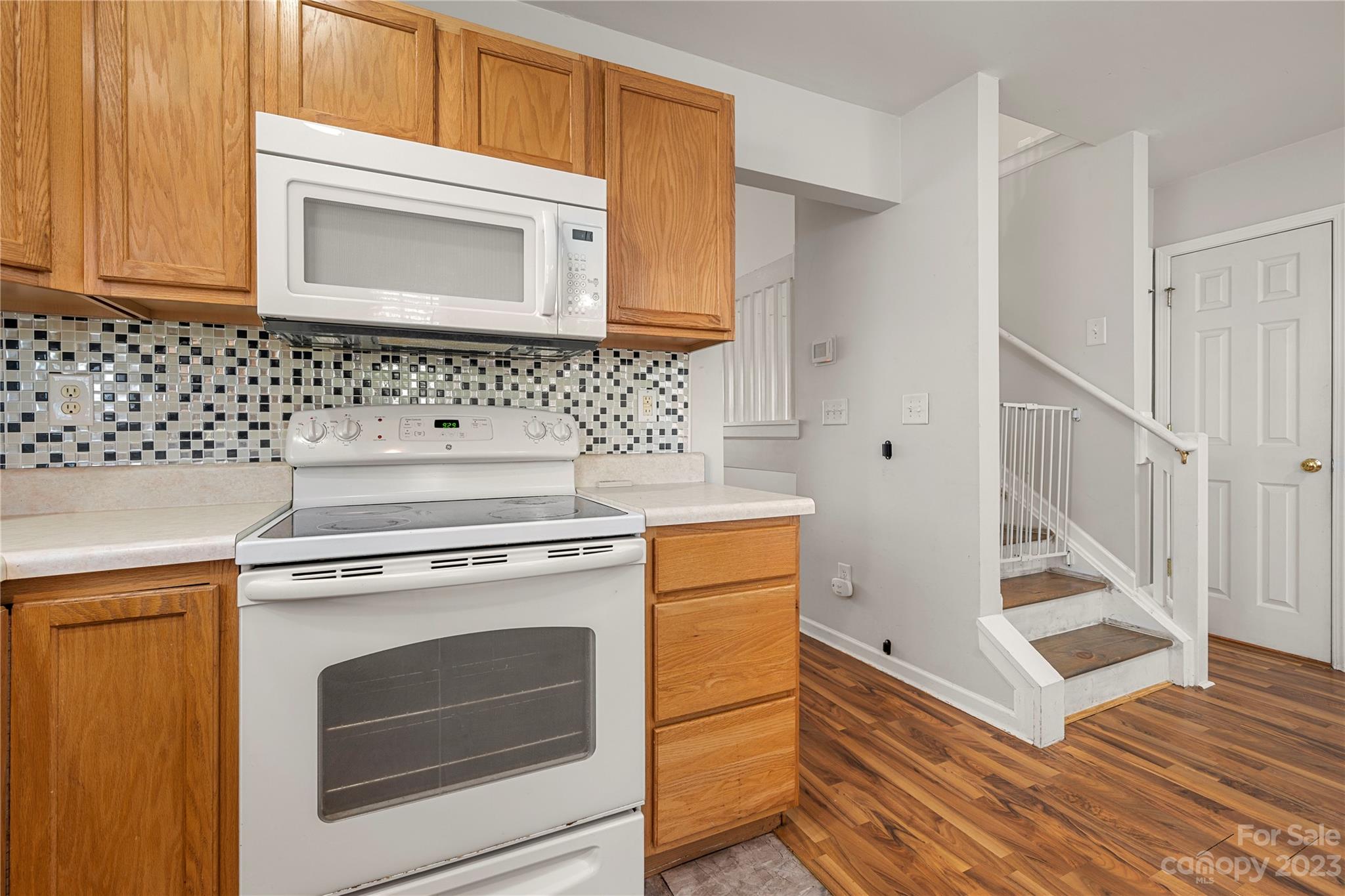 104 Barnhardt Loop