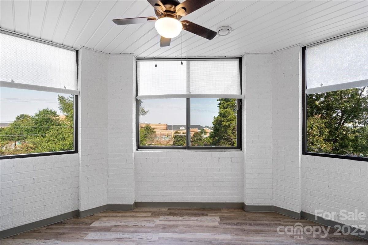 84 Lake Concord Road NE Unit: W