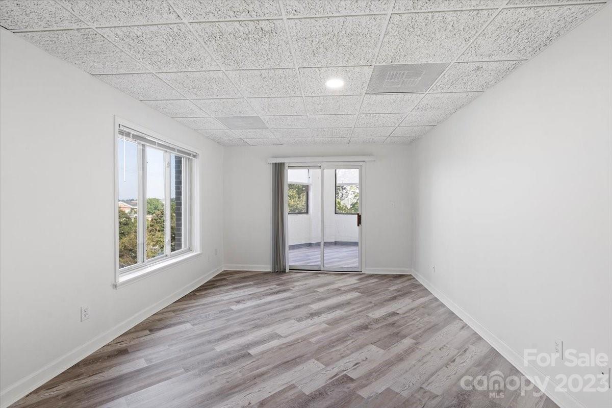 84 Lake Concord Road NE Unit: W