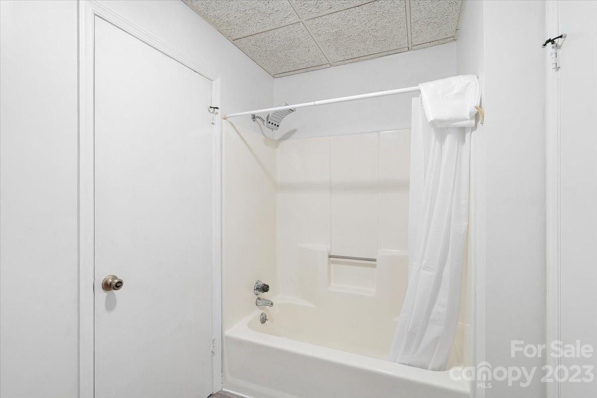 84 Lake Concord Road NE Unit: W