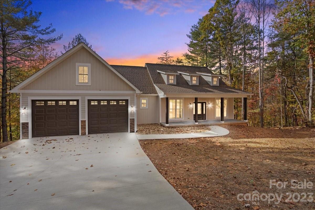 126 Doe Path Circle