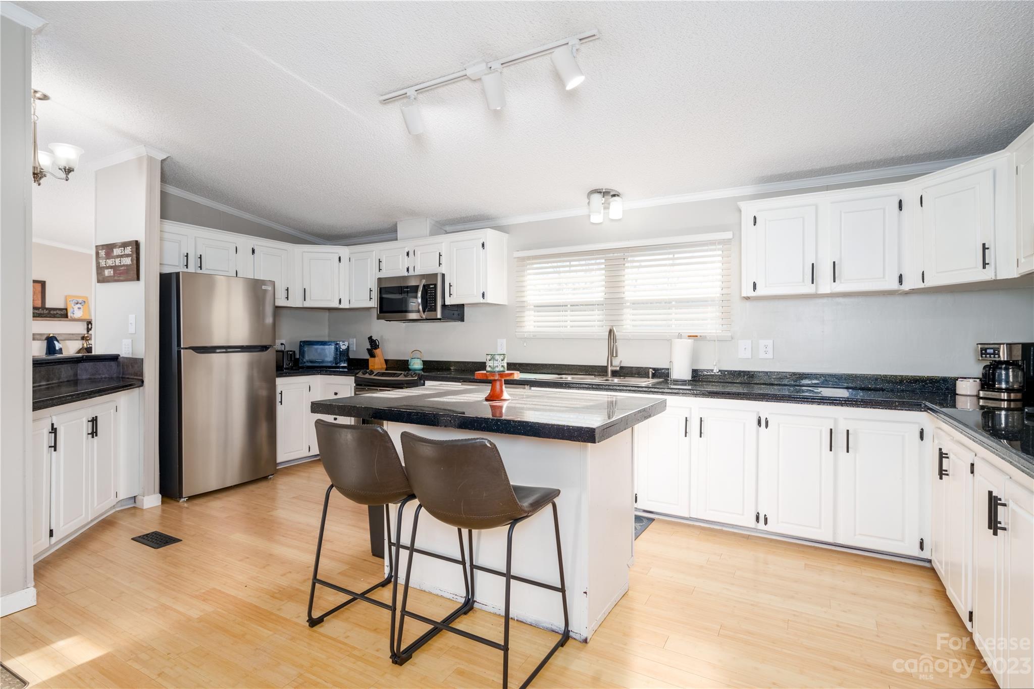 7133 Executive Circle