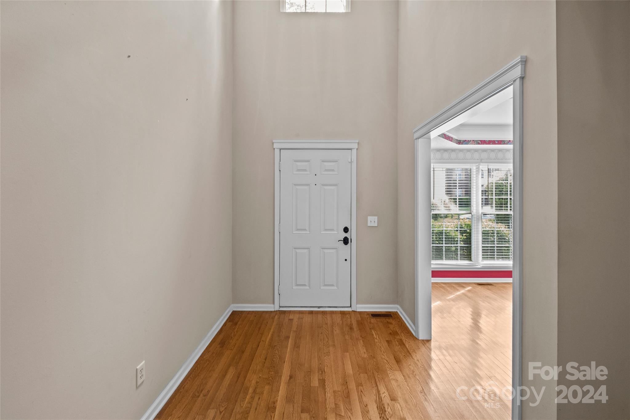 12312 Greenway View Court