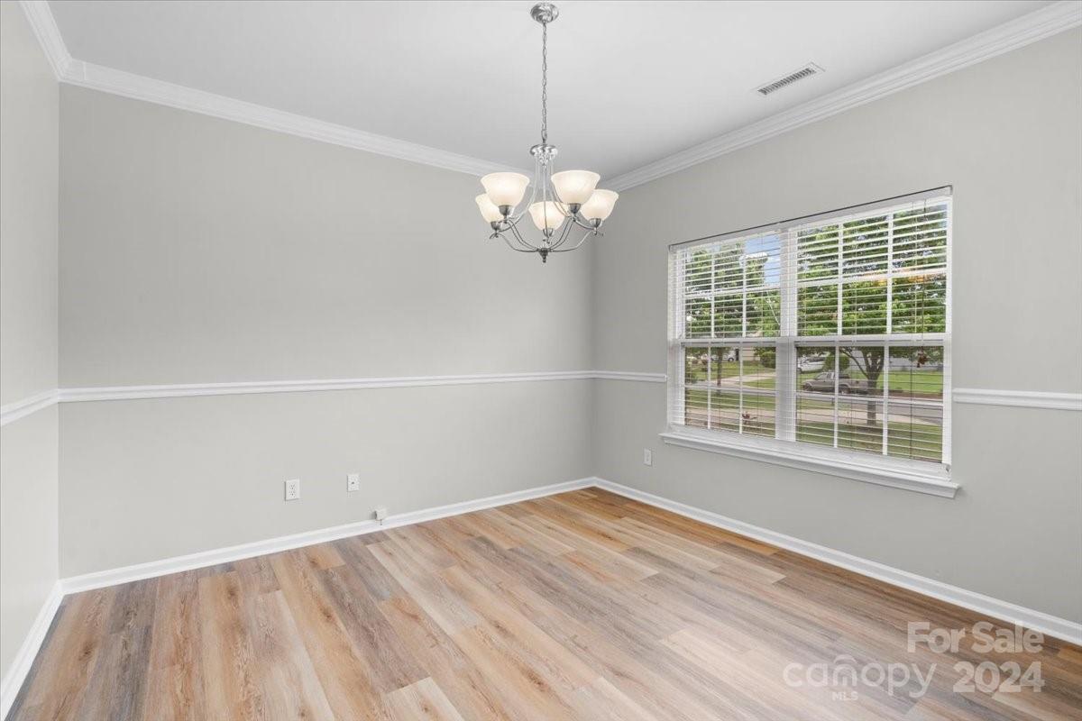 3072 Sunshower Heights