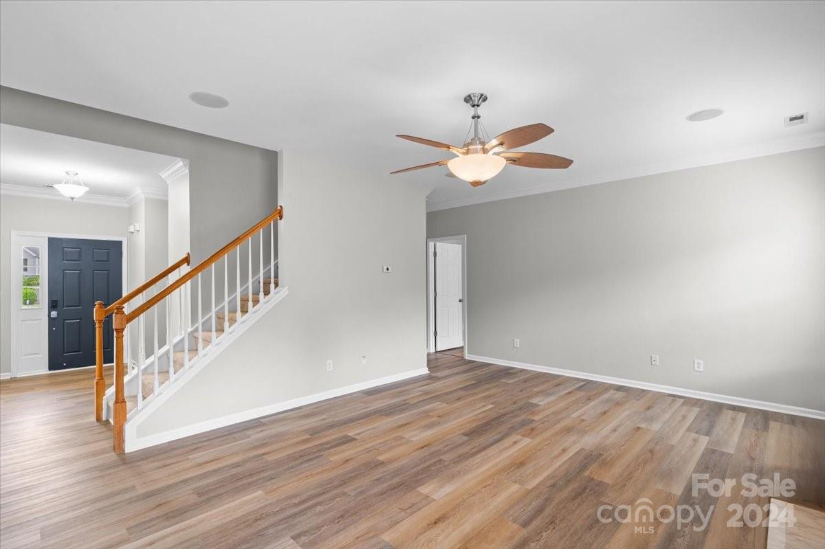 3072 Sunshower Heights