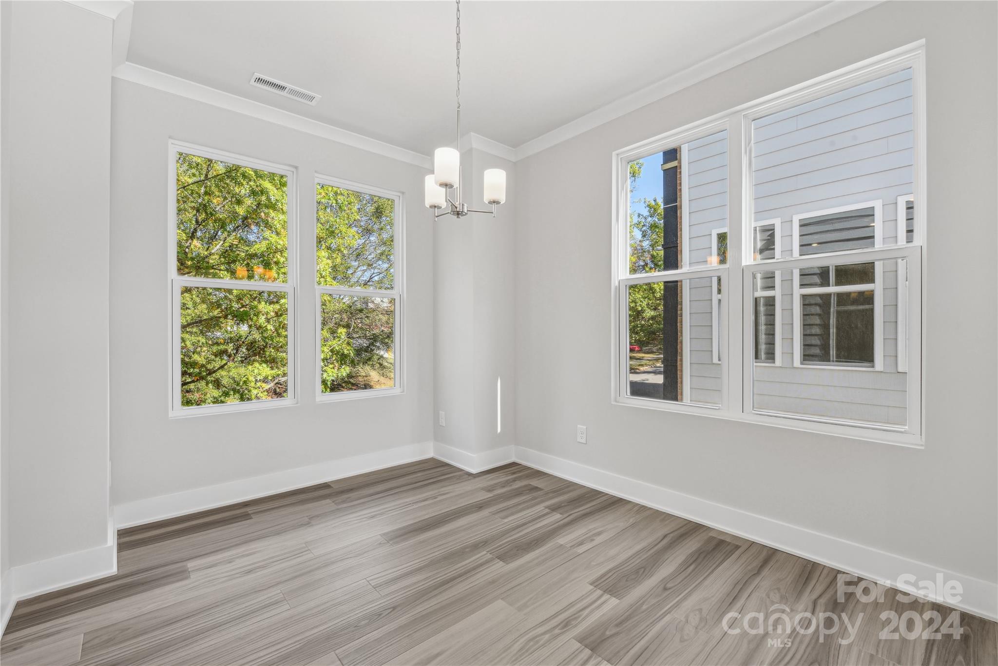 1432 Hamilton Street Unit: 14