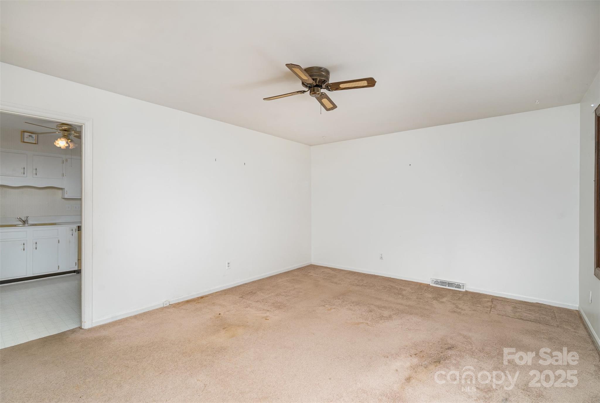 6245 Cross Creek Lane