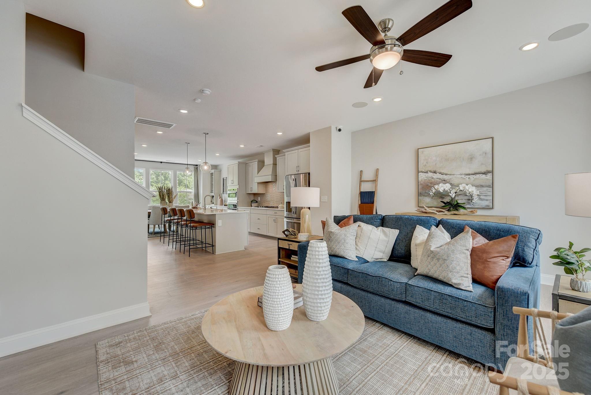 5055 Westmead Lane