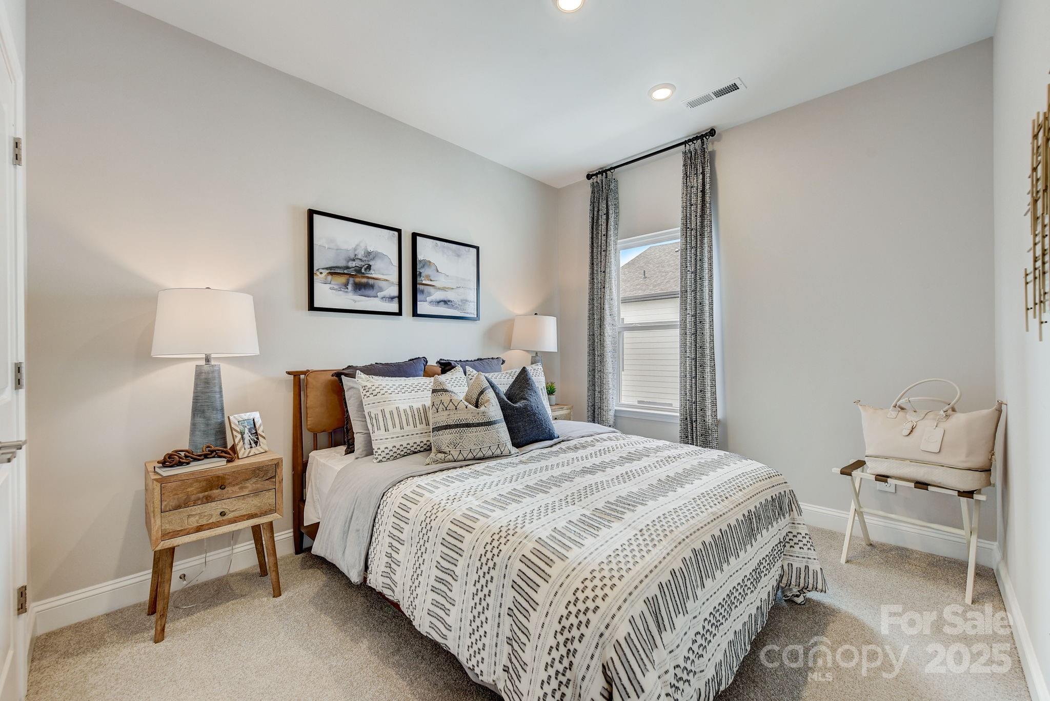 5055 Westmead Lane