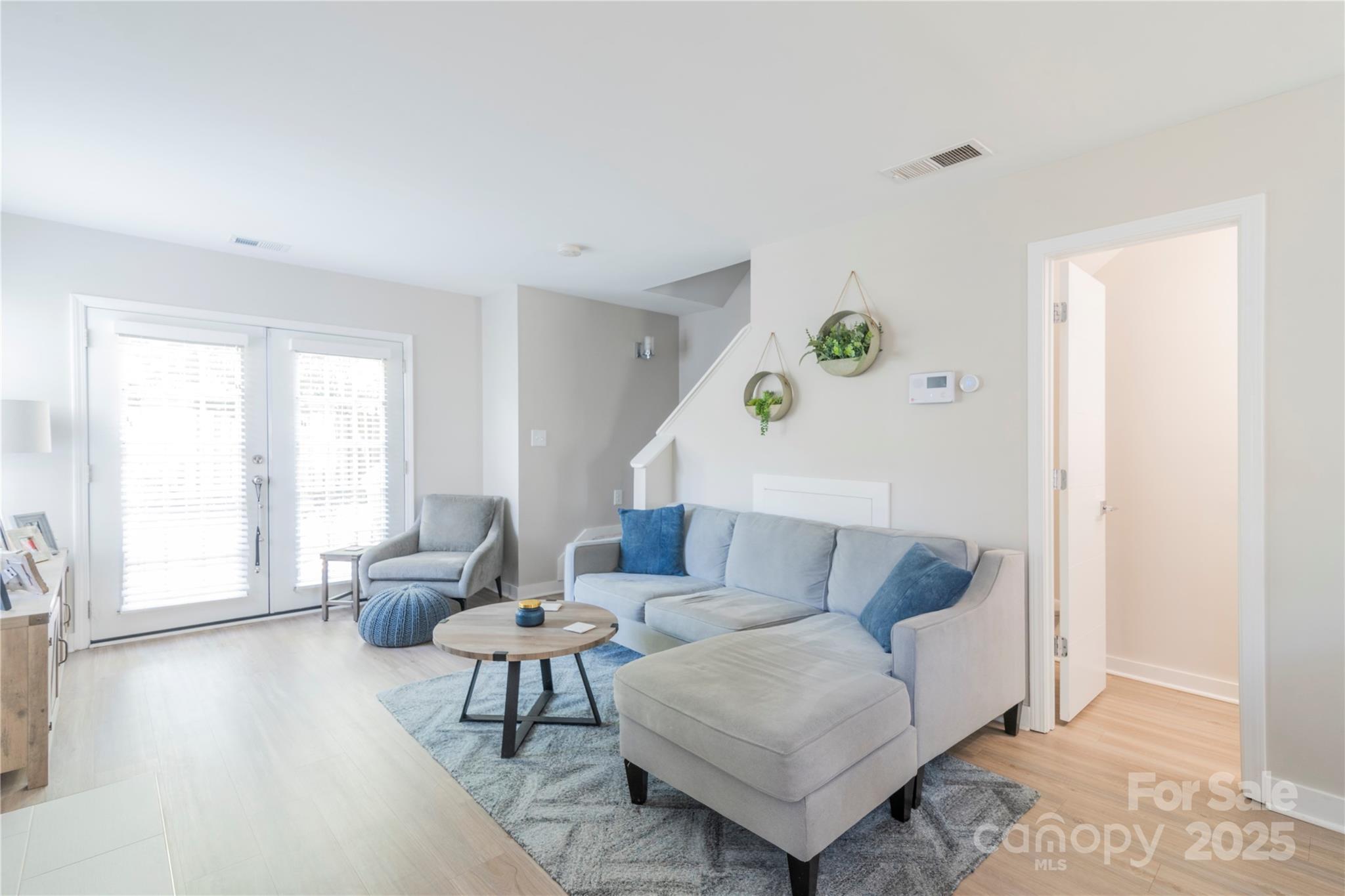 1529 Briar Creek Road Unit: 1A