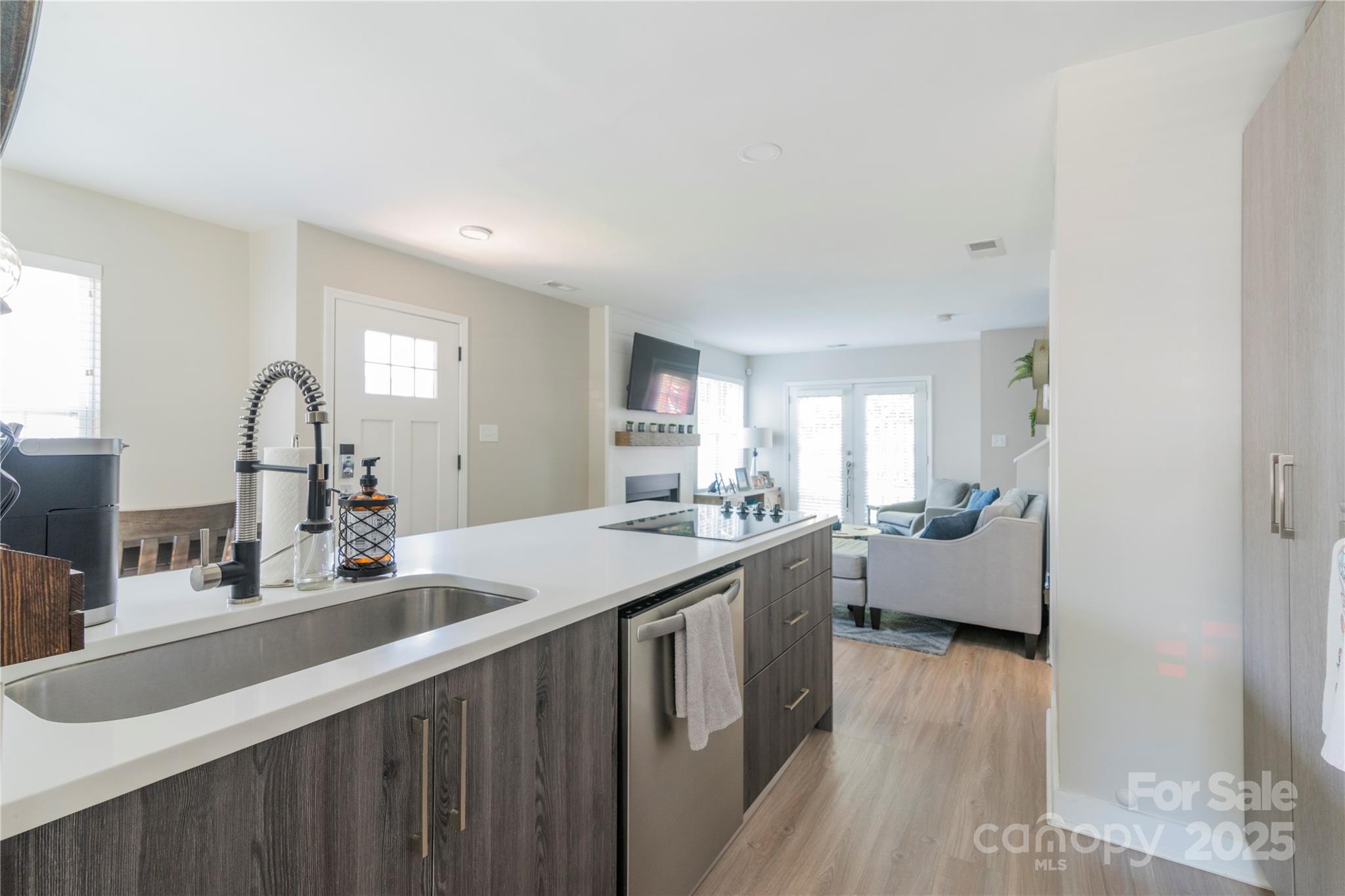 1529 Briar Creek Road Unit: 1A