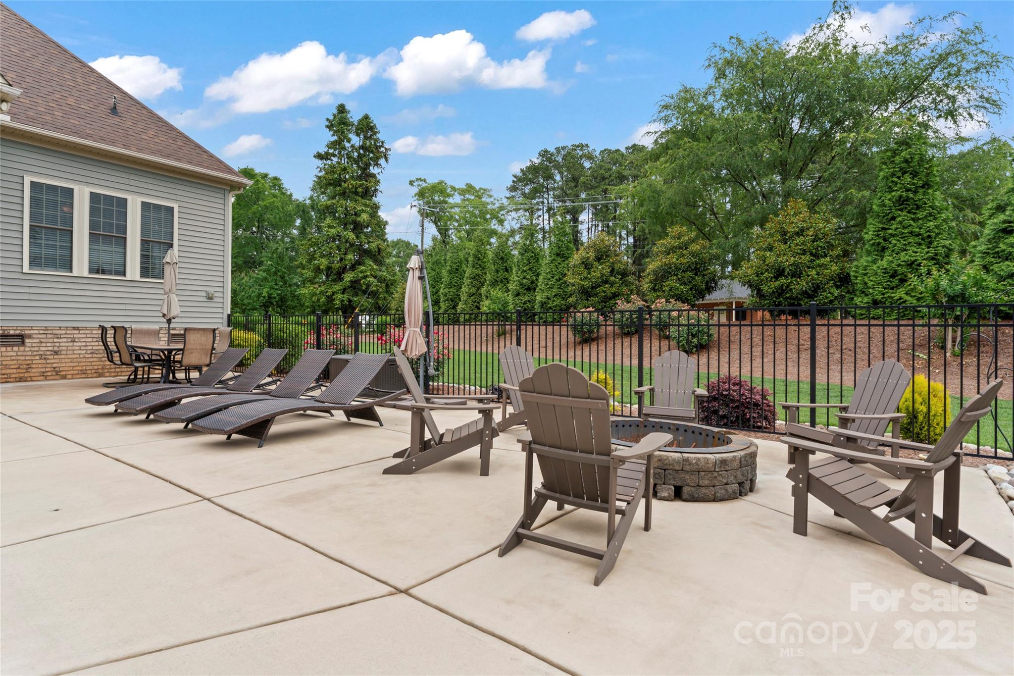 9125 Dylan Ridge Court