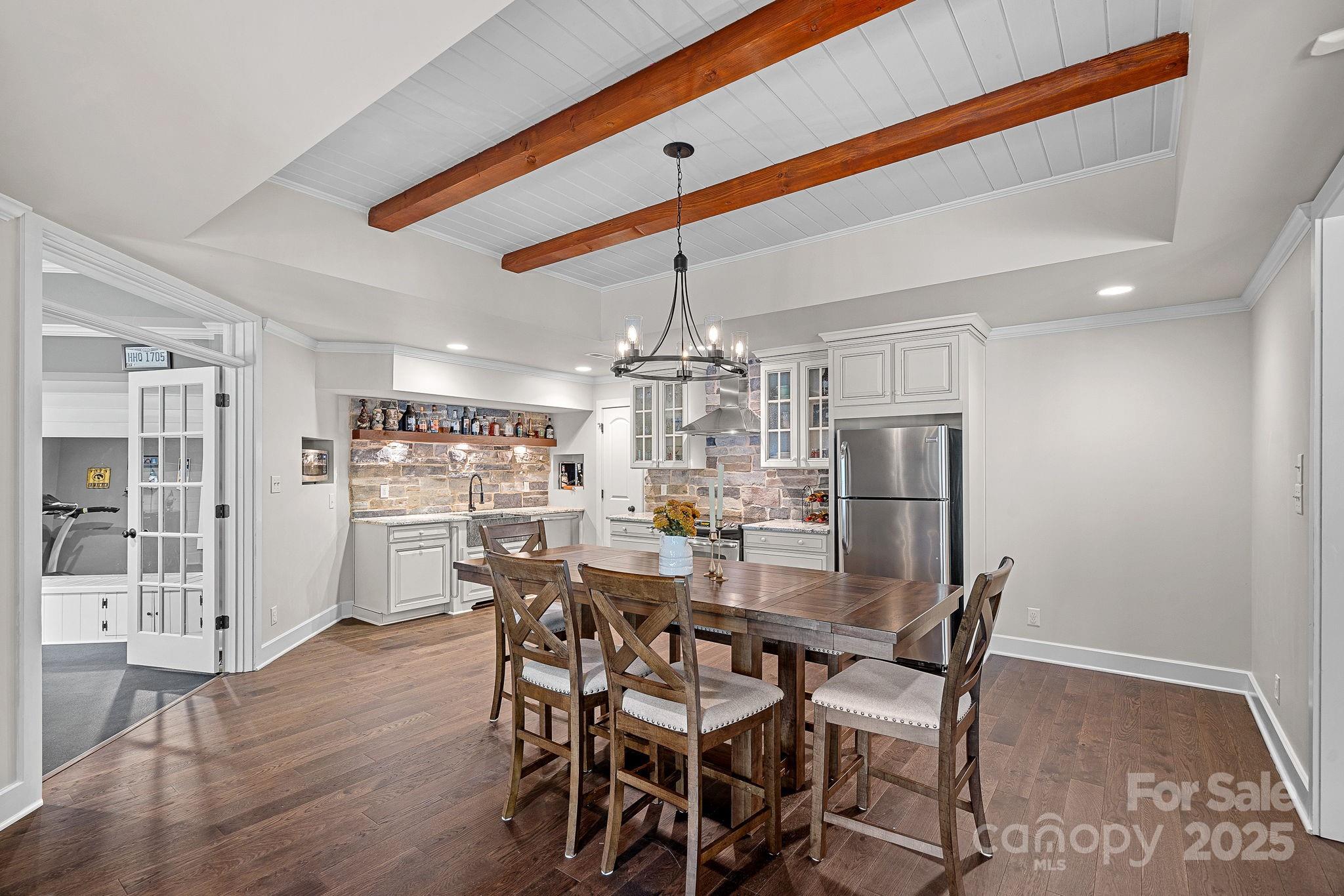 109 Walking Horse Trail