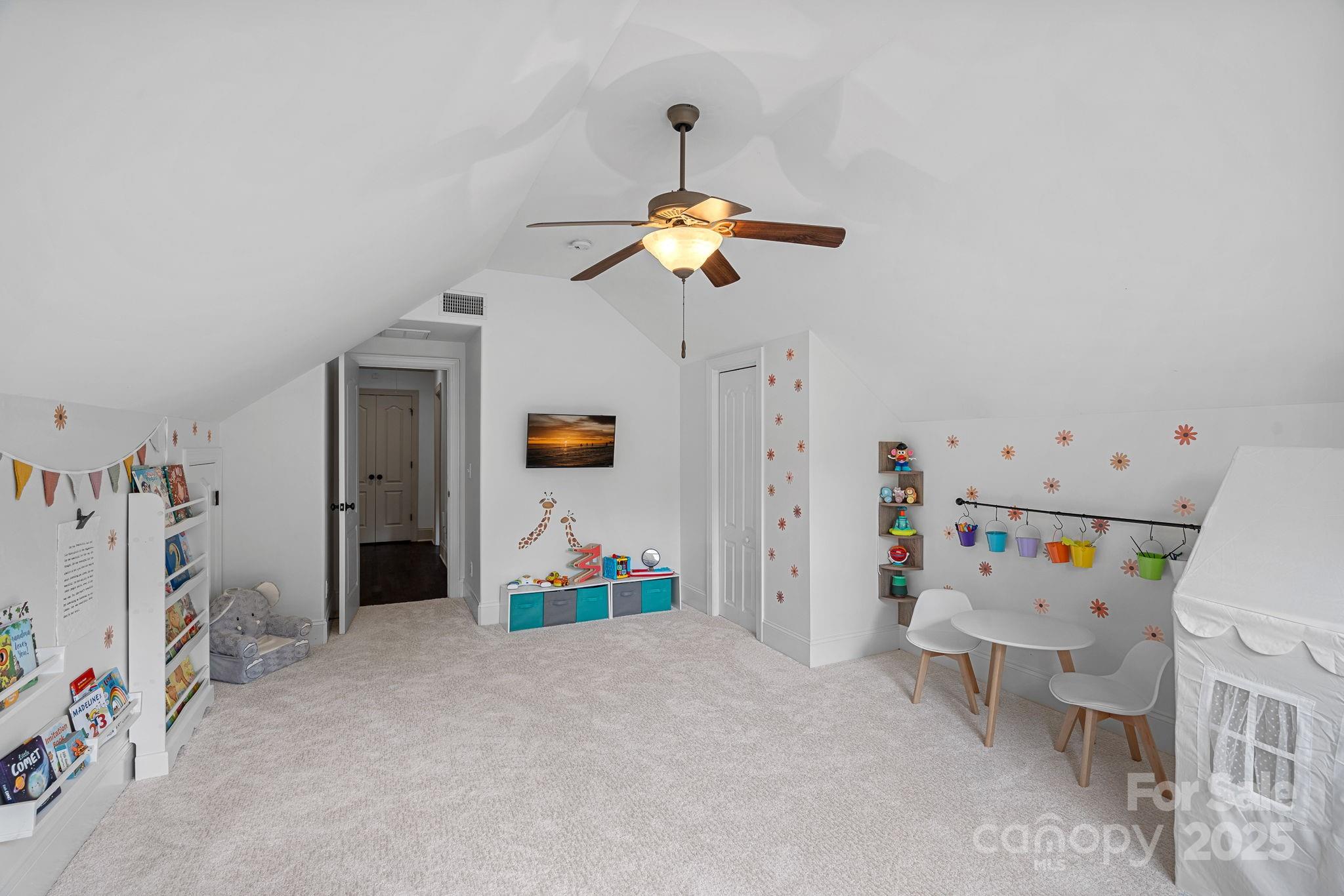 109 Walking Horse Trail