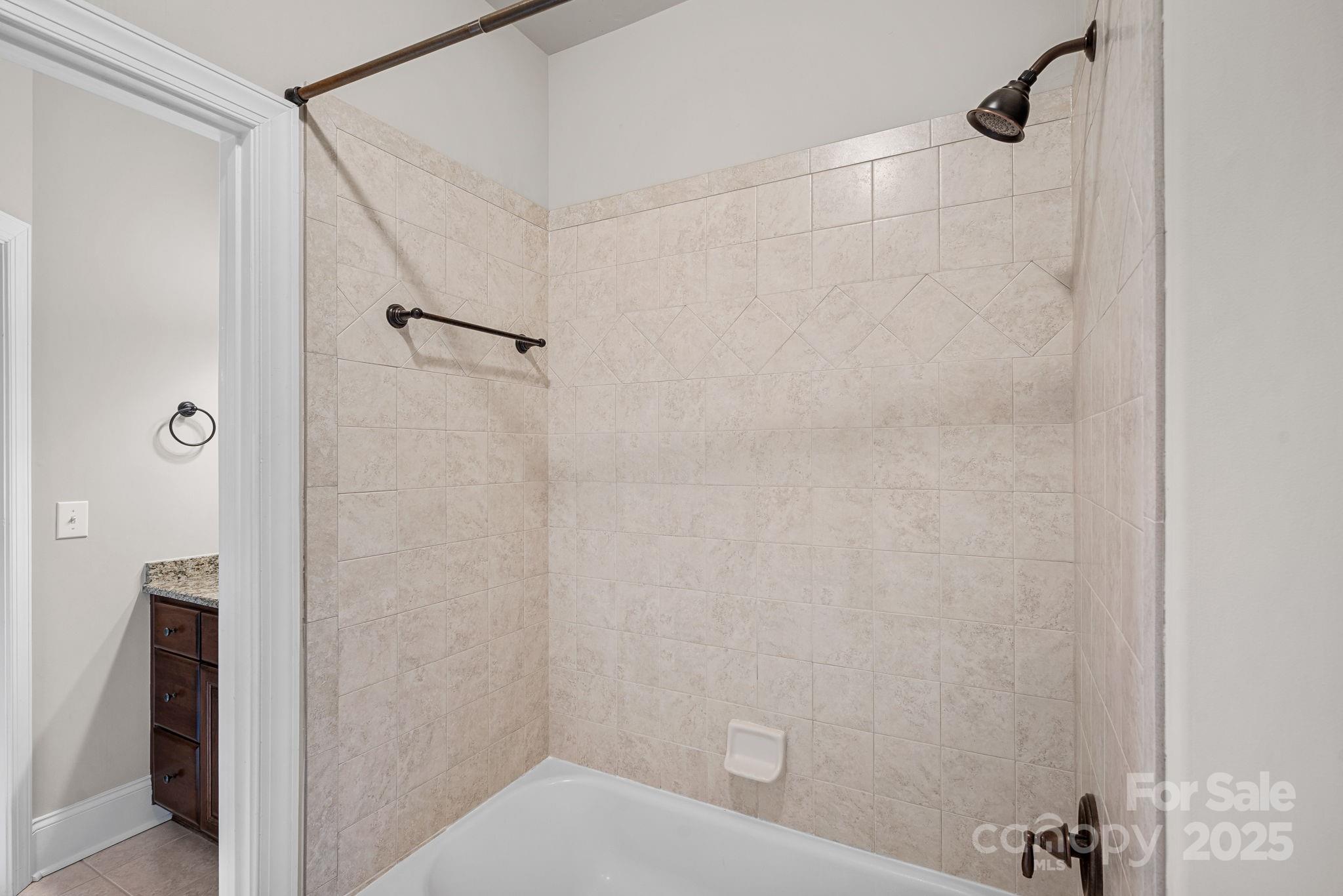 109 Walking Horse Trail