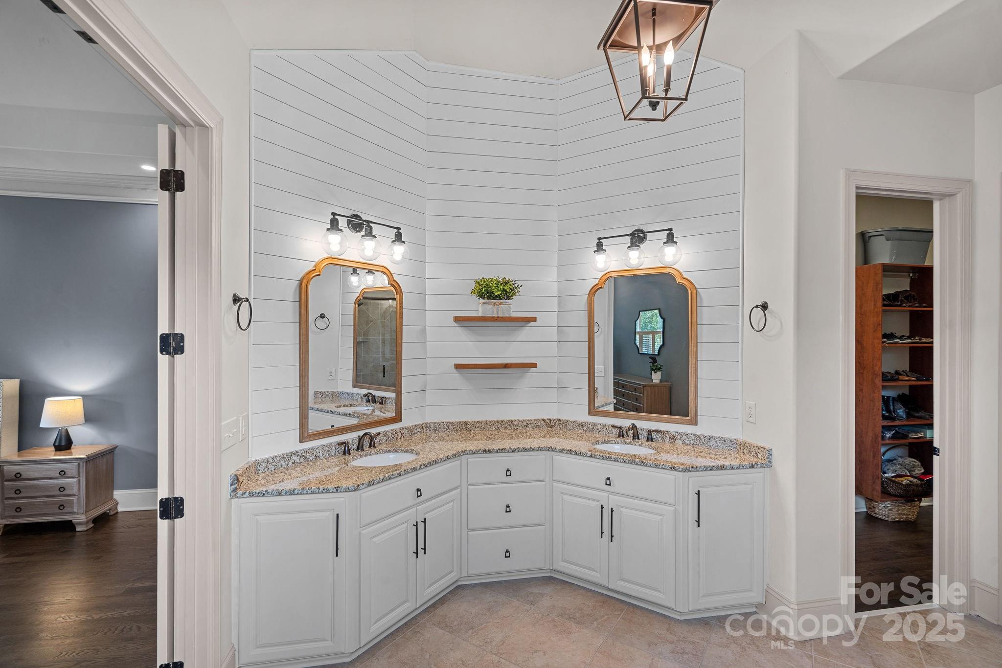 109 Walking Horse Trail
