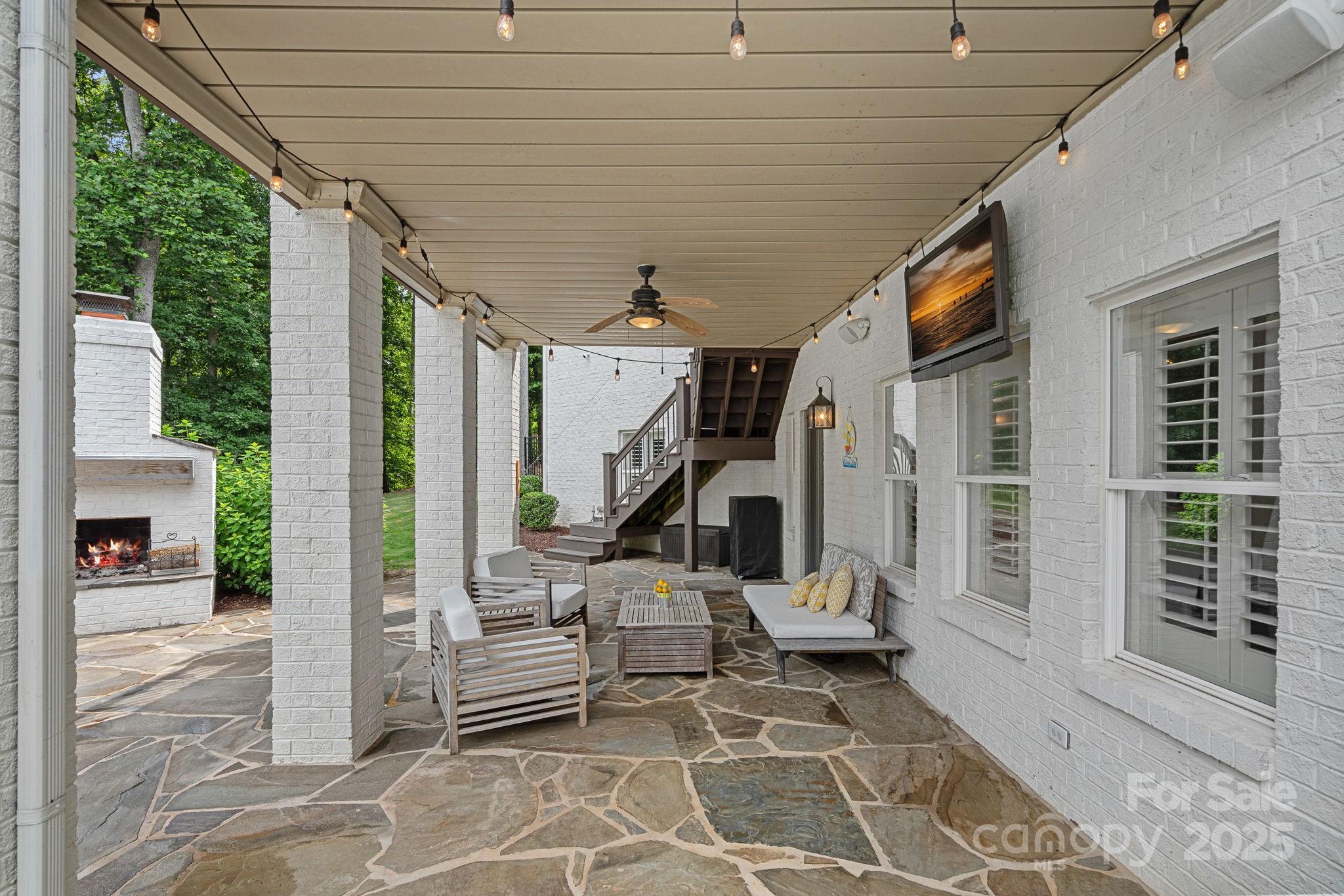 109 Walking Horse Trail