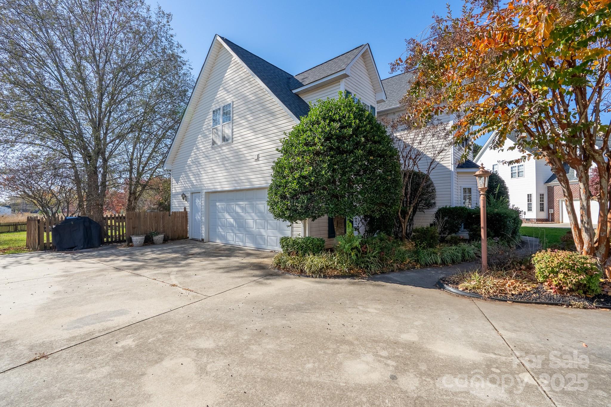 180 Elizabeth Hearth Road