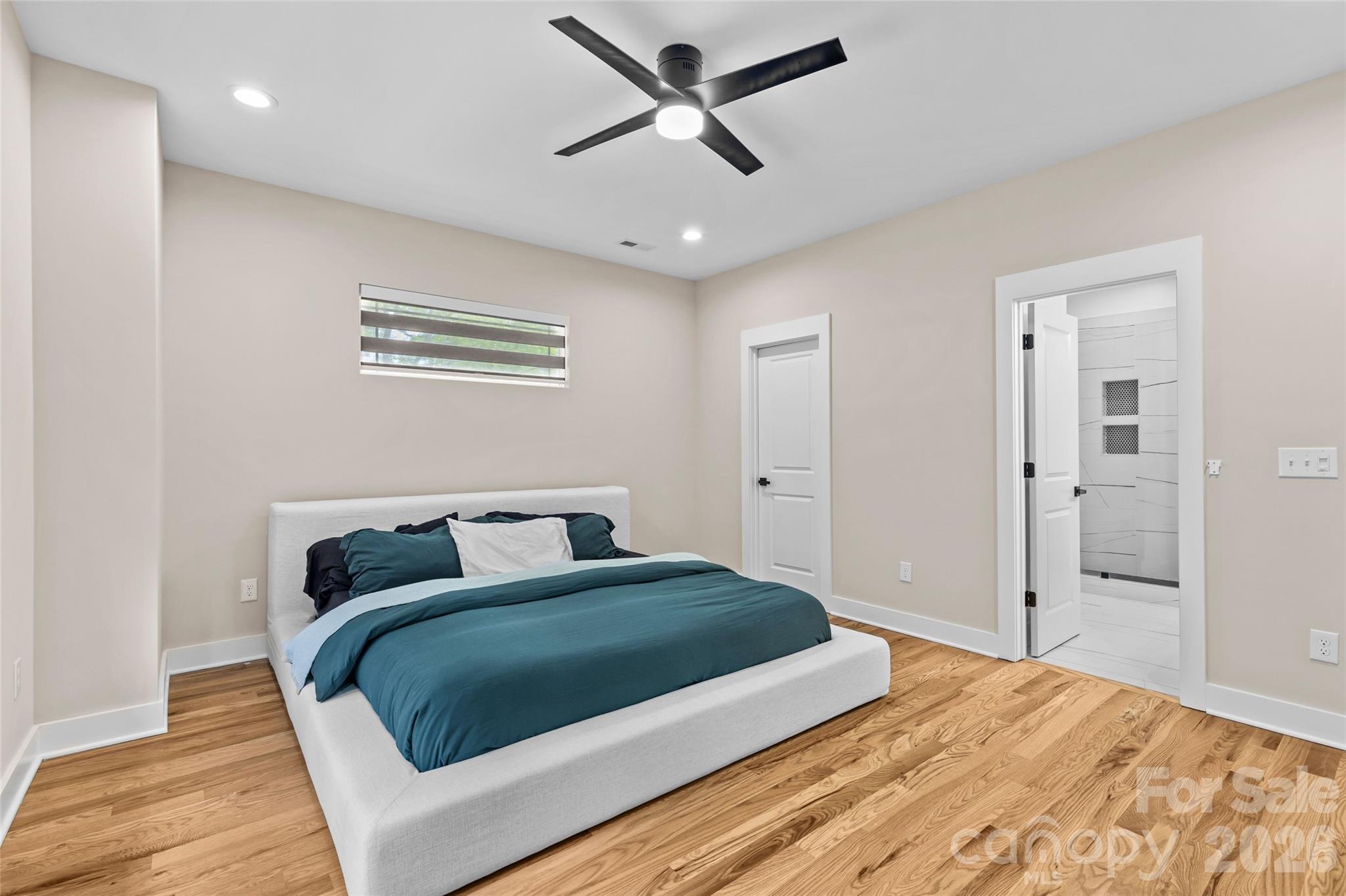 8925 Harrisburg Road