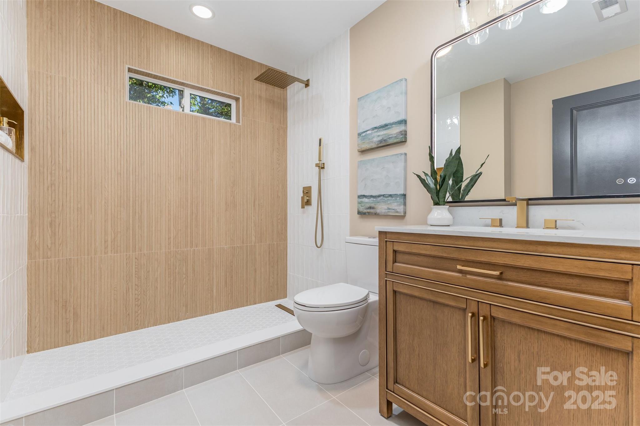 345 Kentberry Drive