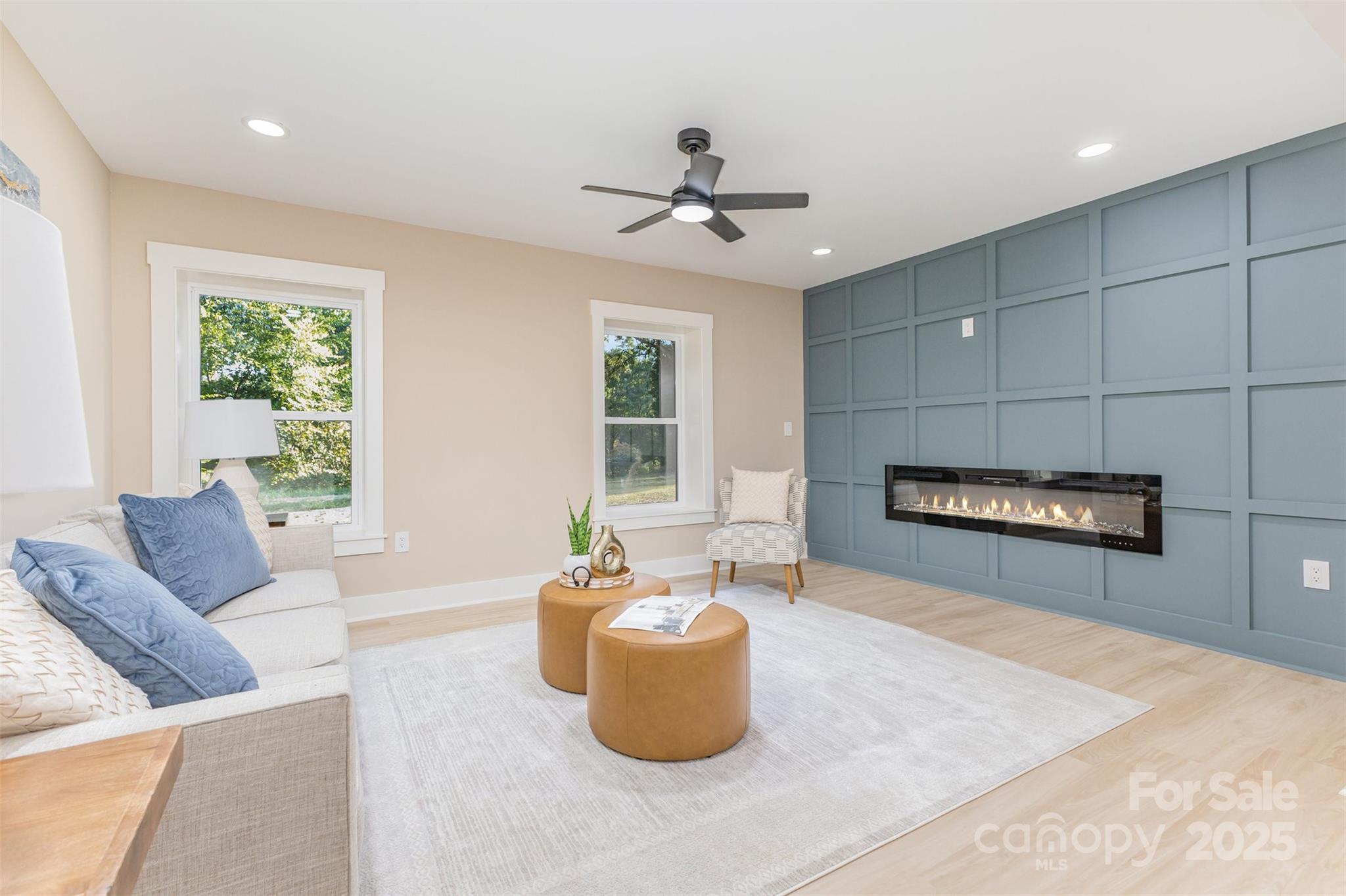 345 Kentberry Drive