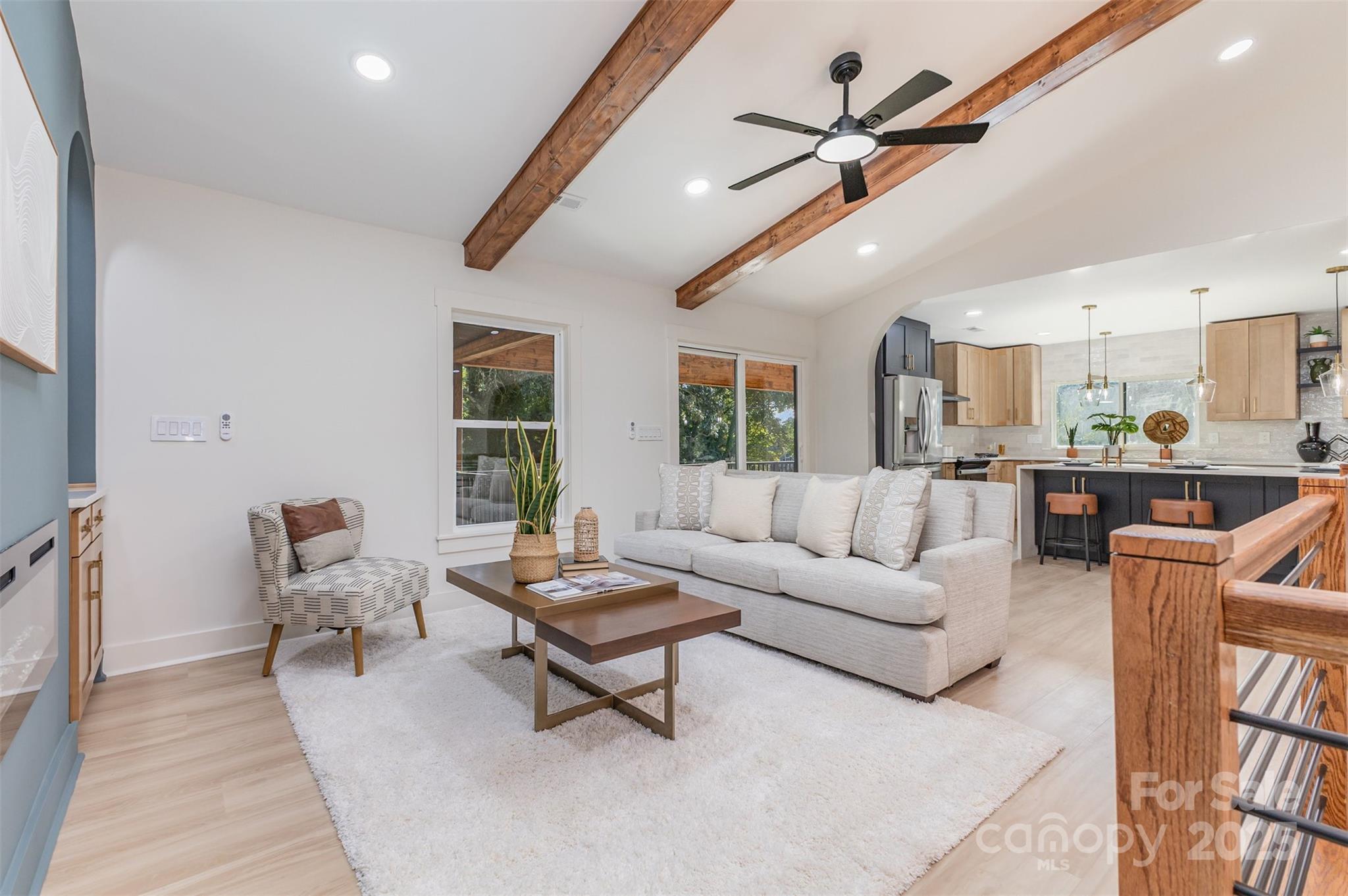 345 Kentberry Drive