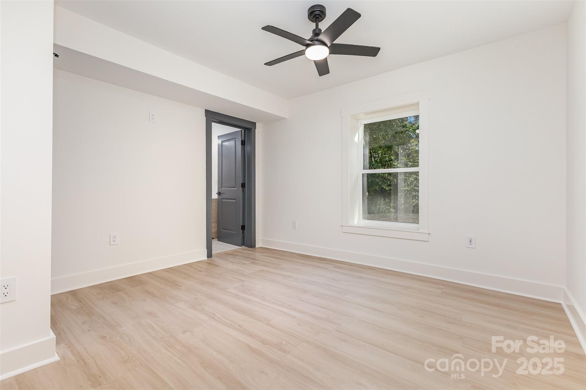 345 Kentberry Drive