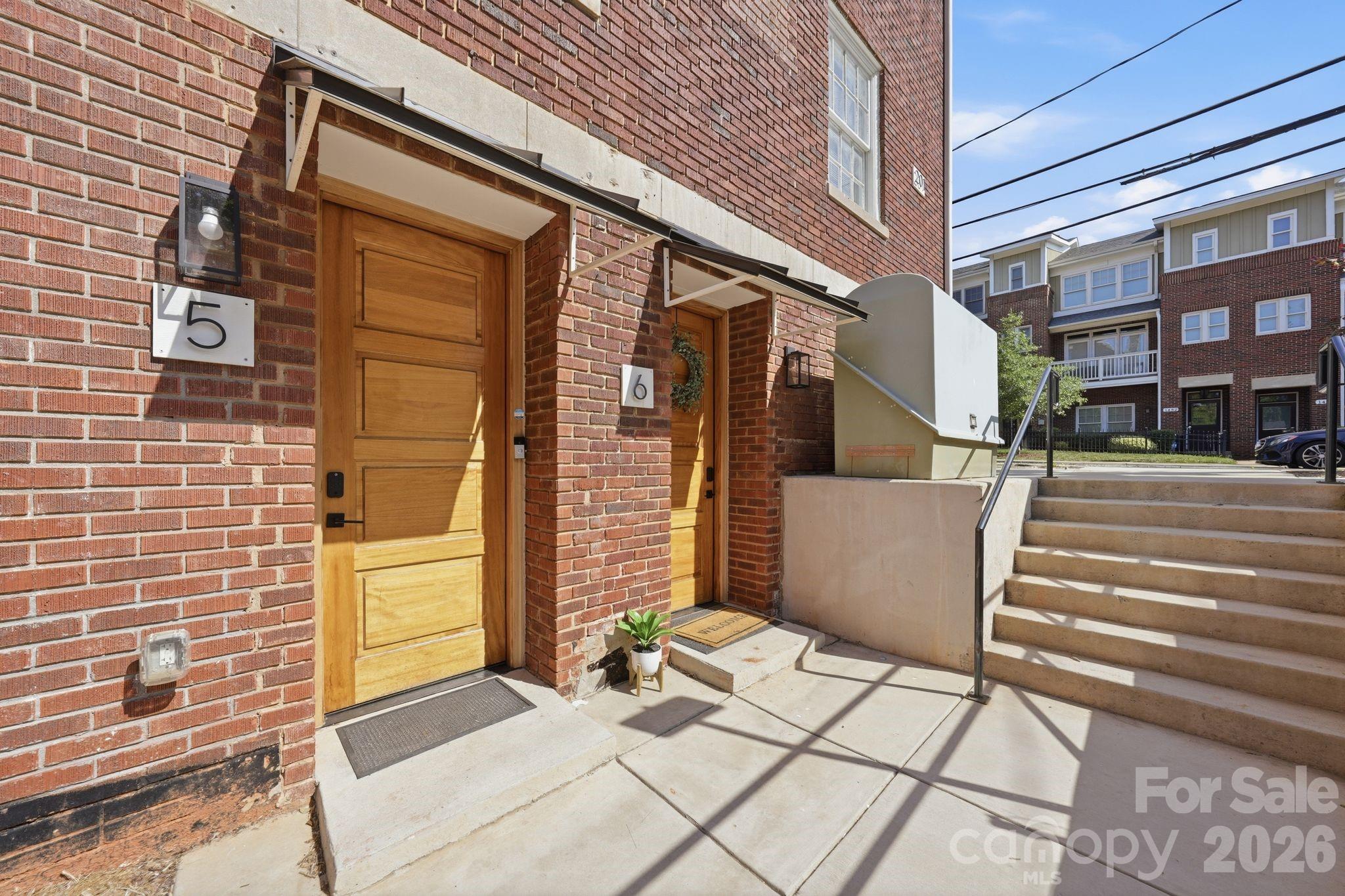 201 Grandin Road Unit: 6