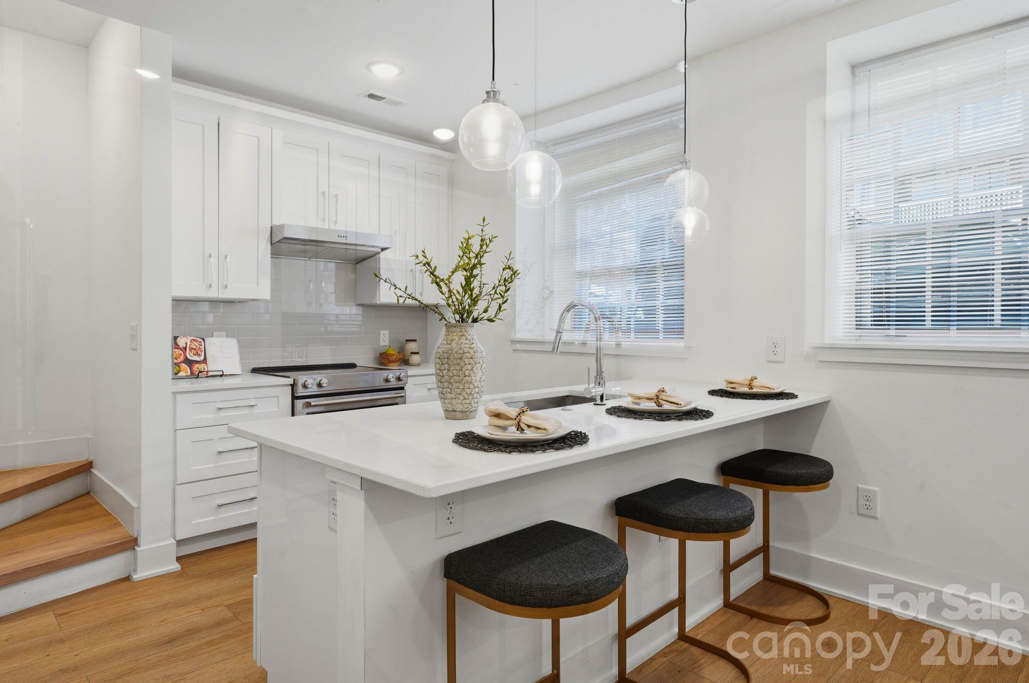 201 Grandin Road Unit: 6