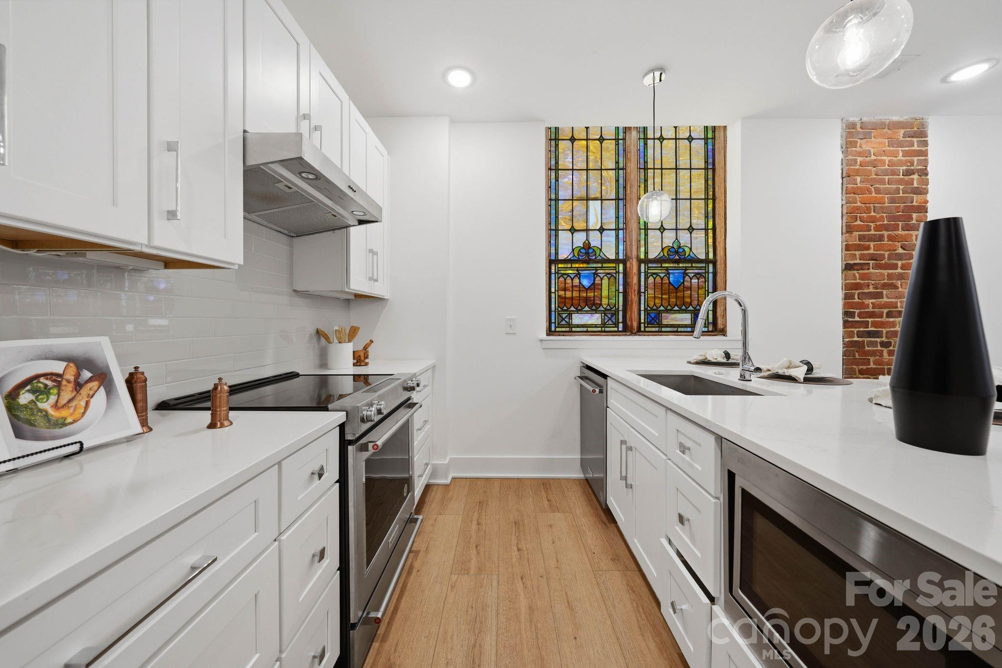 201 Grandin Road Unit: 9