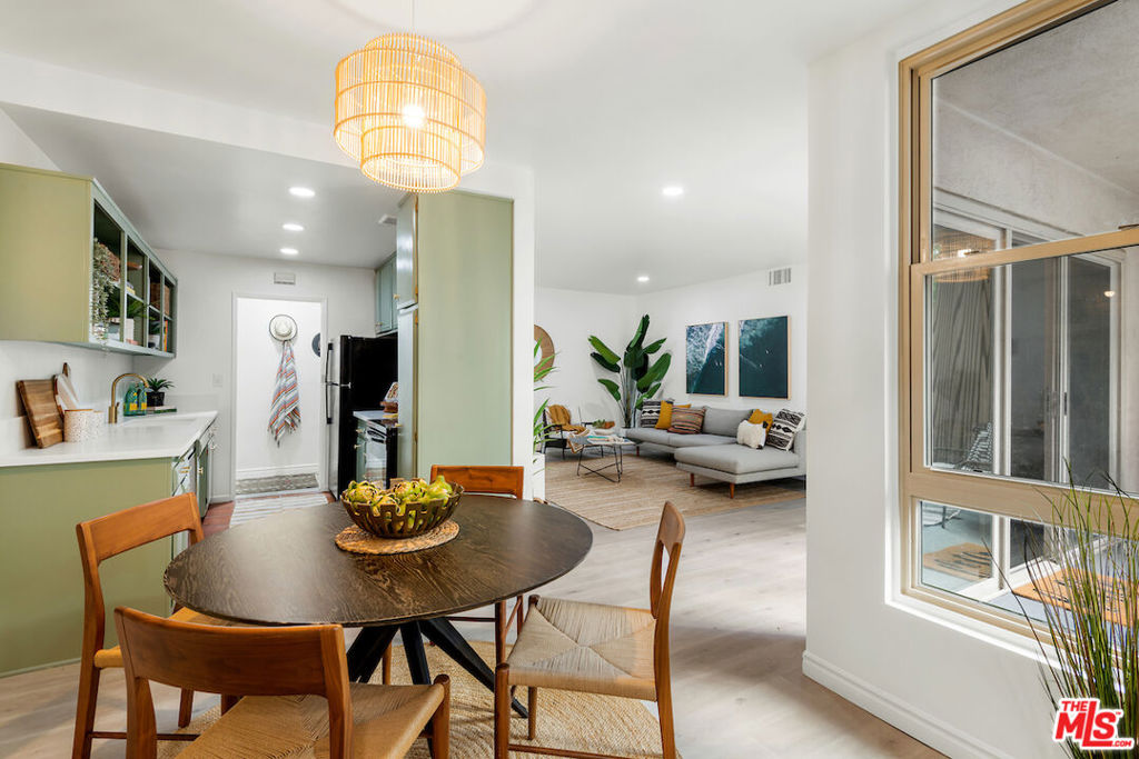 1110 Hacienda Place 102