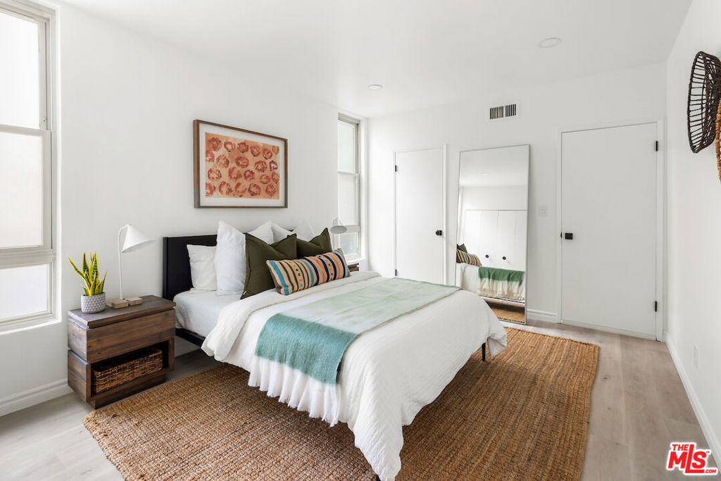 1110 Hacienda Place 102