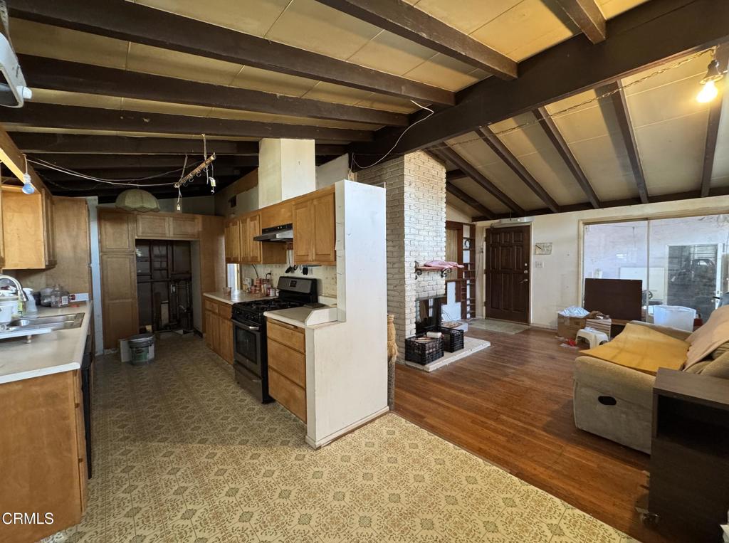 1032 E East Walnut Avenue Avenue