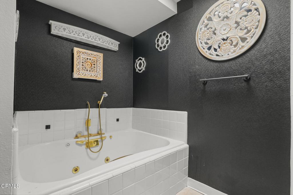4804 La Villa Marina J