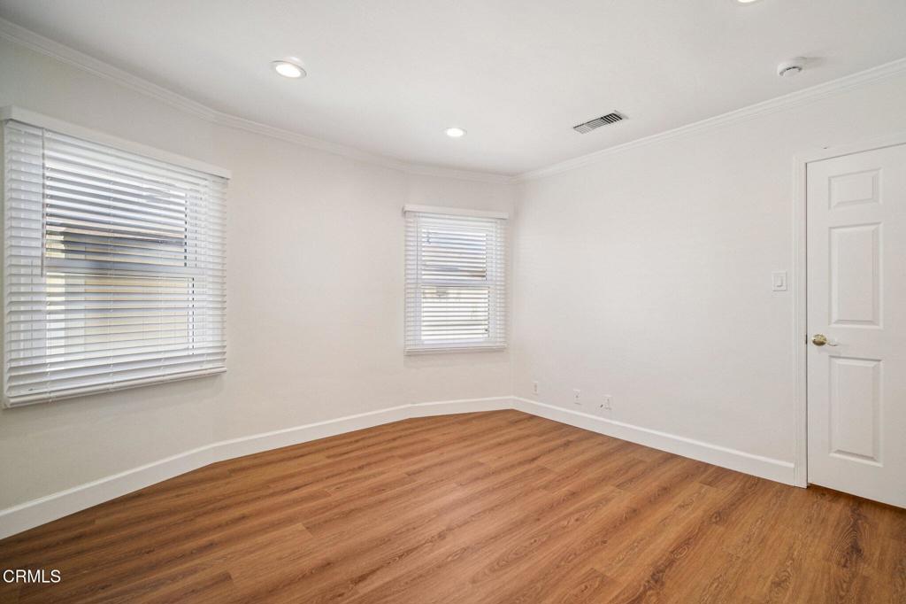 1100 N Isabel Street