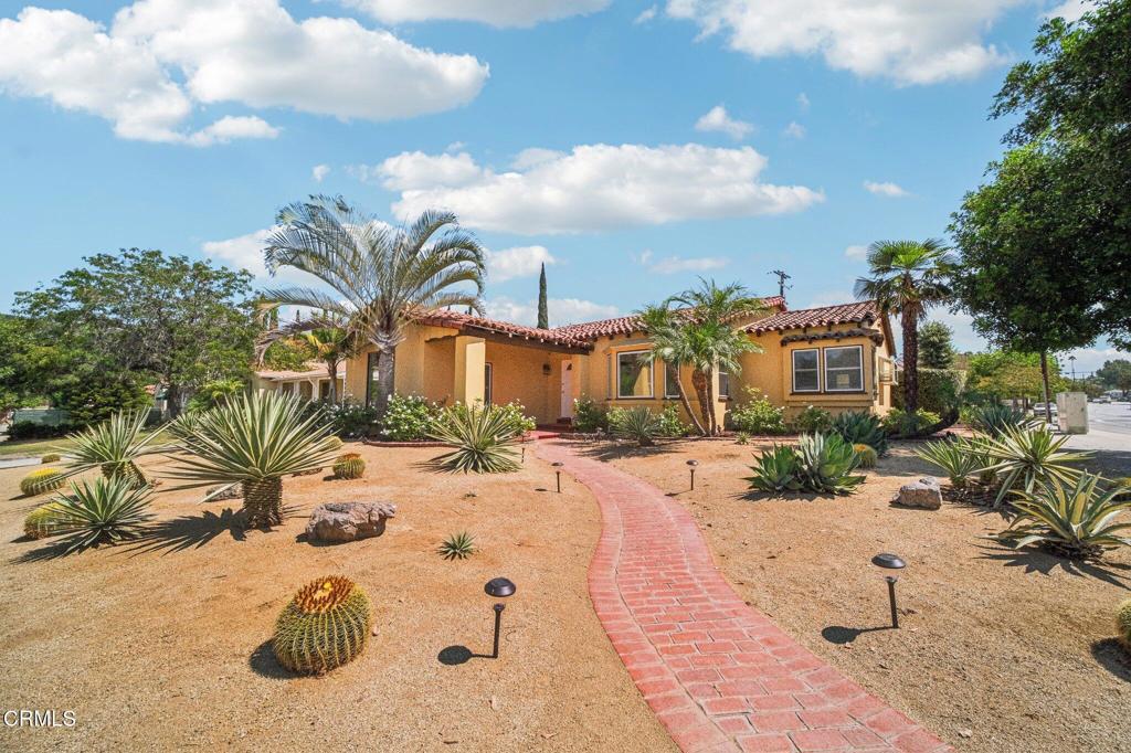 1100 N Isabel Street