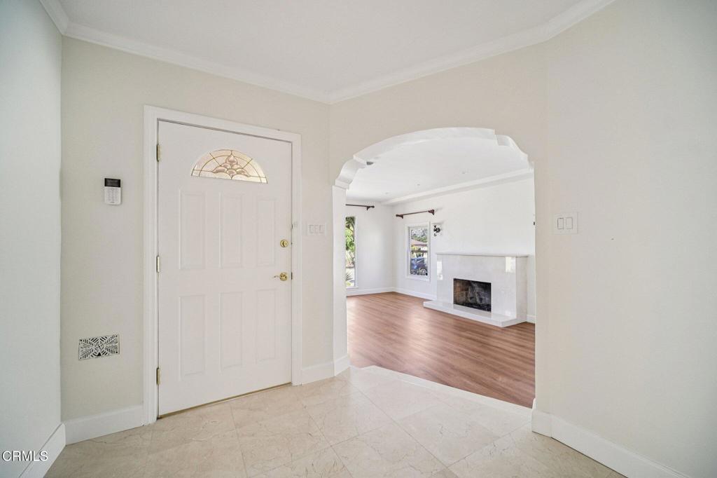 1100 N Isabel Street