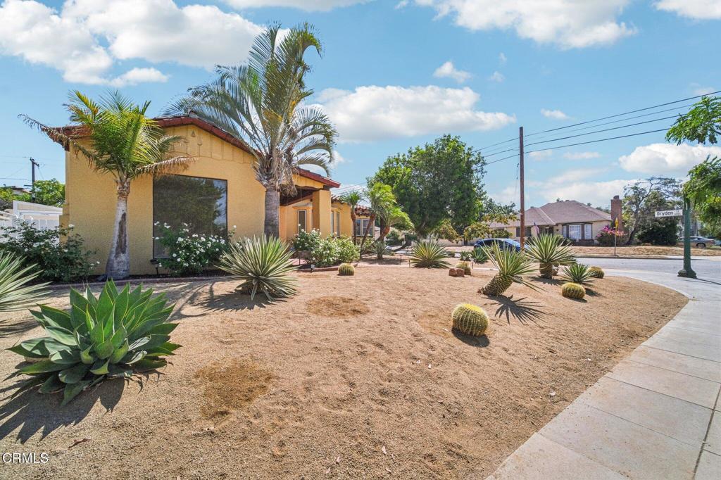 1100 N Isabel Street