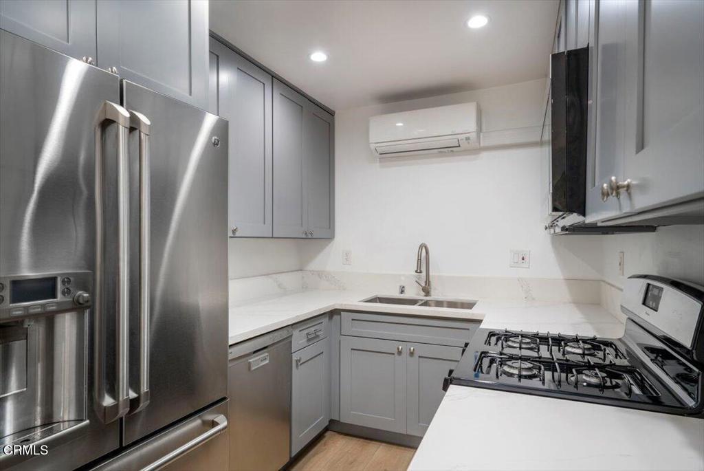 1532 1/2 N Avenue 46