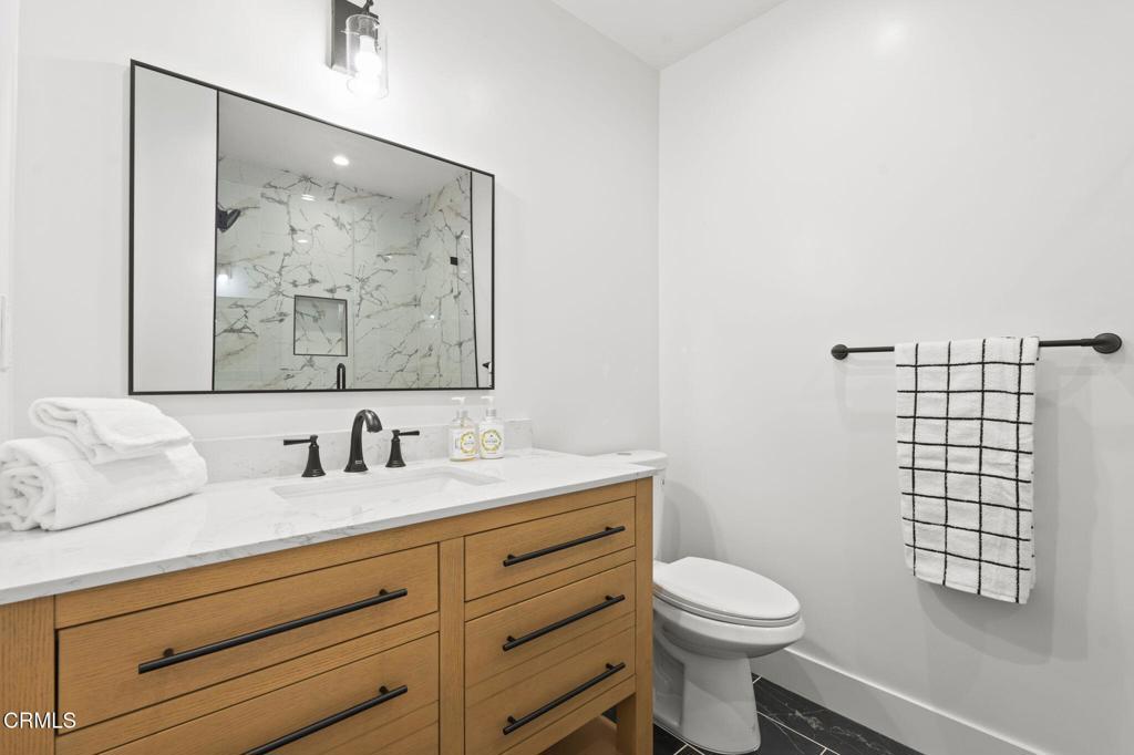 11609 Garrick Avenue