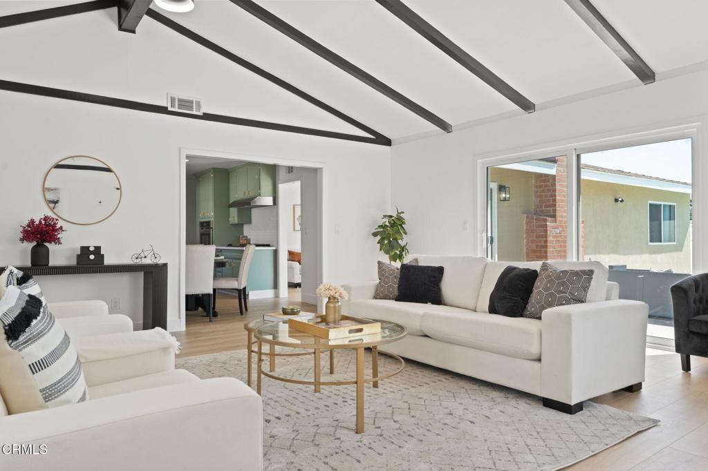 11609 Garrick Avenue