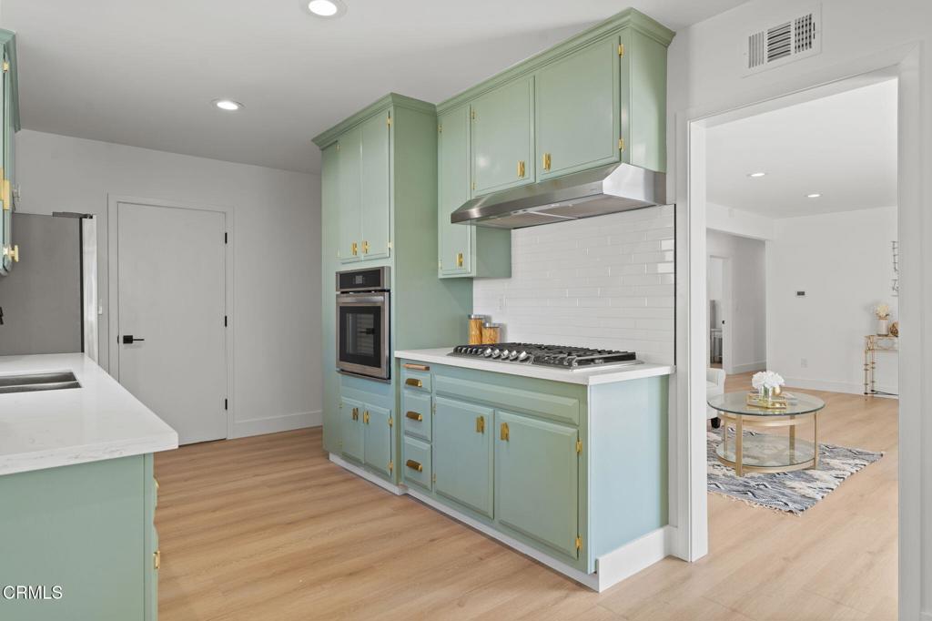 11609 Garrick Avenue