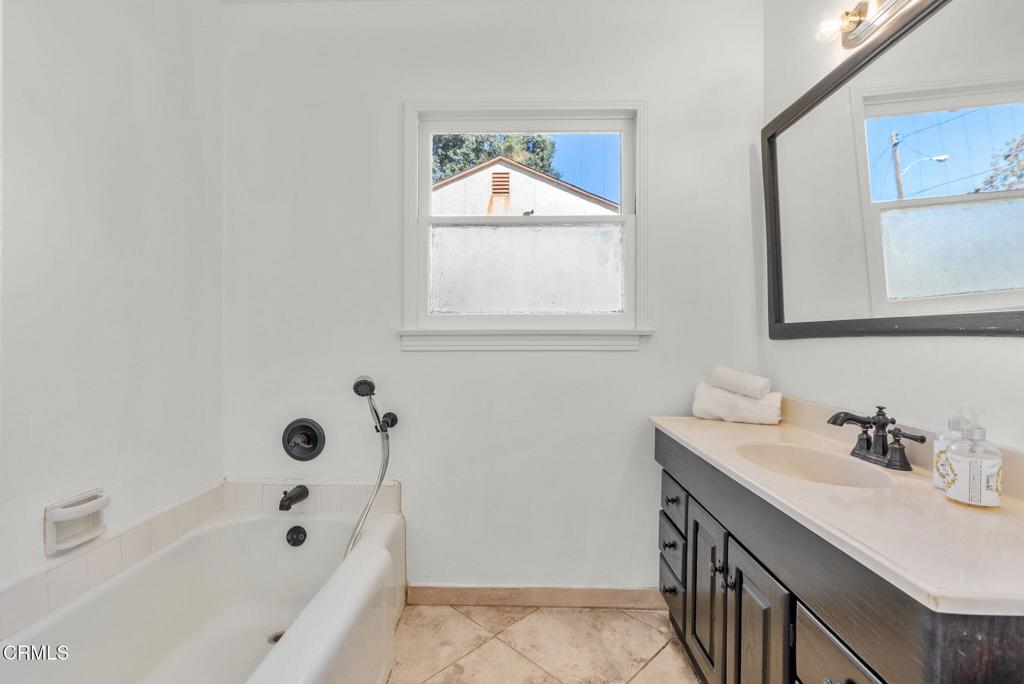 6116 Klump Avenue Avenue