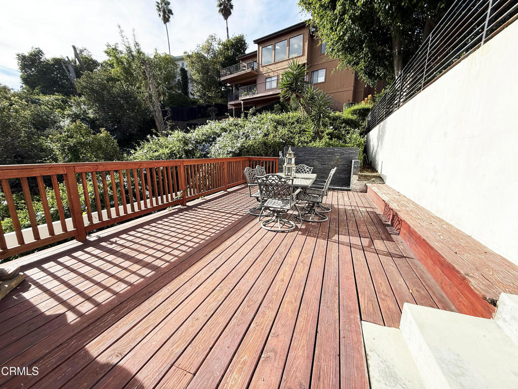 2412 1/2 Norwalk Avenue