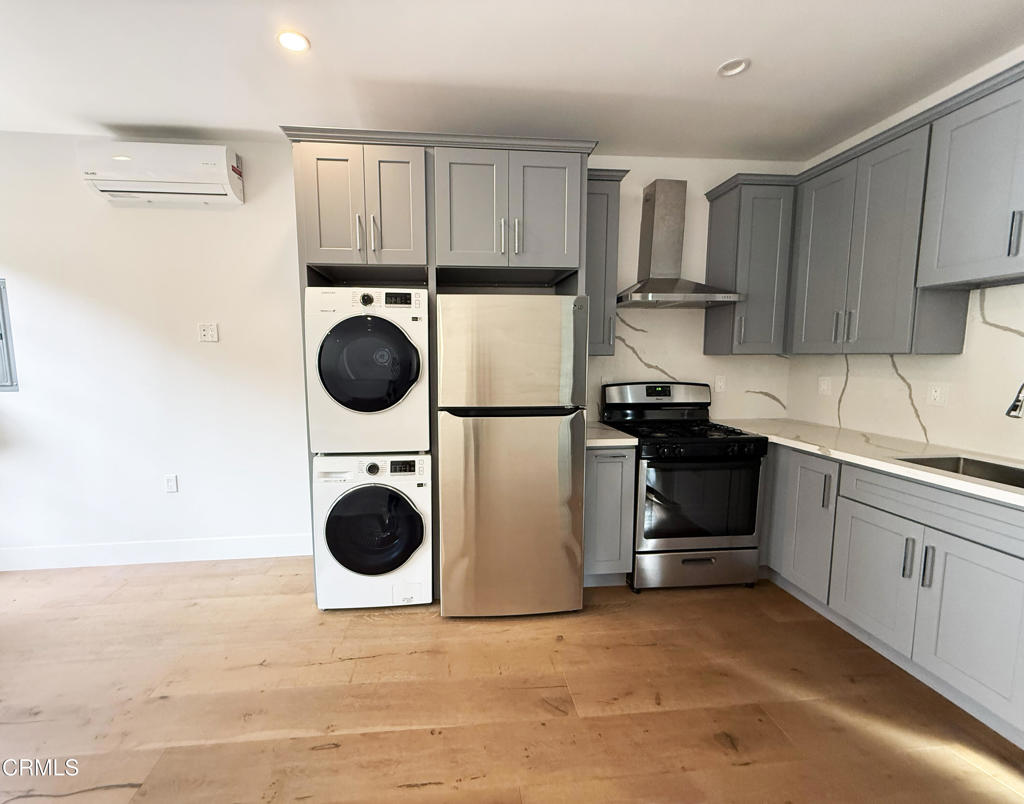 2412 1/2 Norwalk Avenue